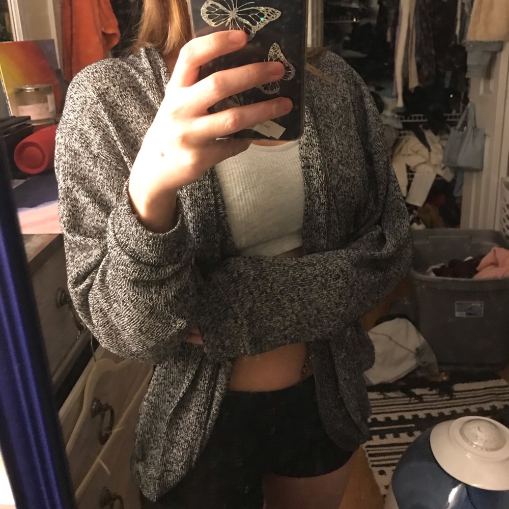 Cardigan - Picture 2 of 3
